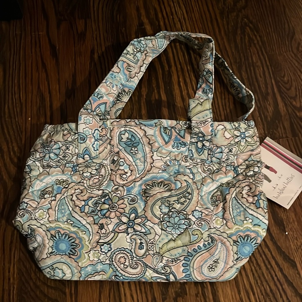 New with tags Buckhead Bettie’s floral purse